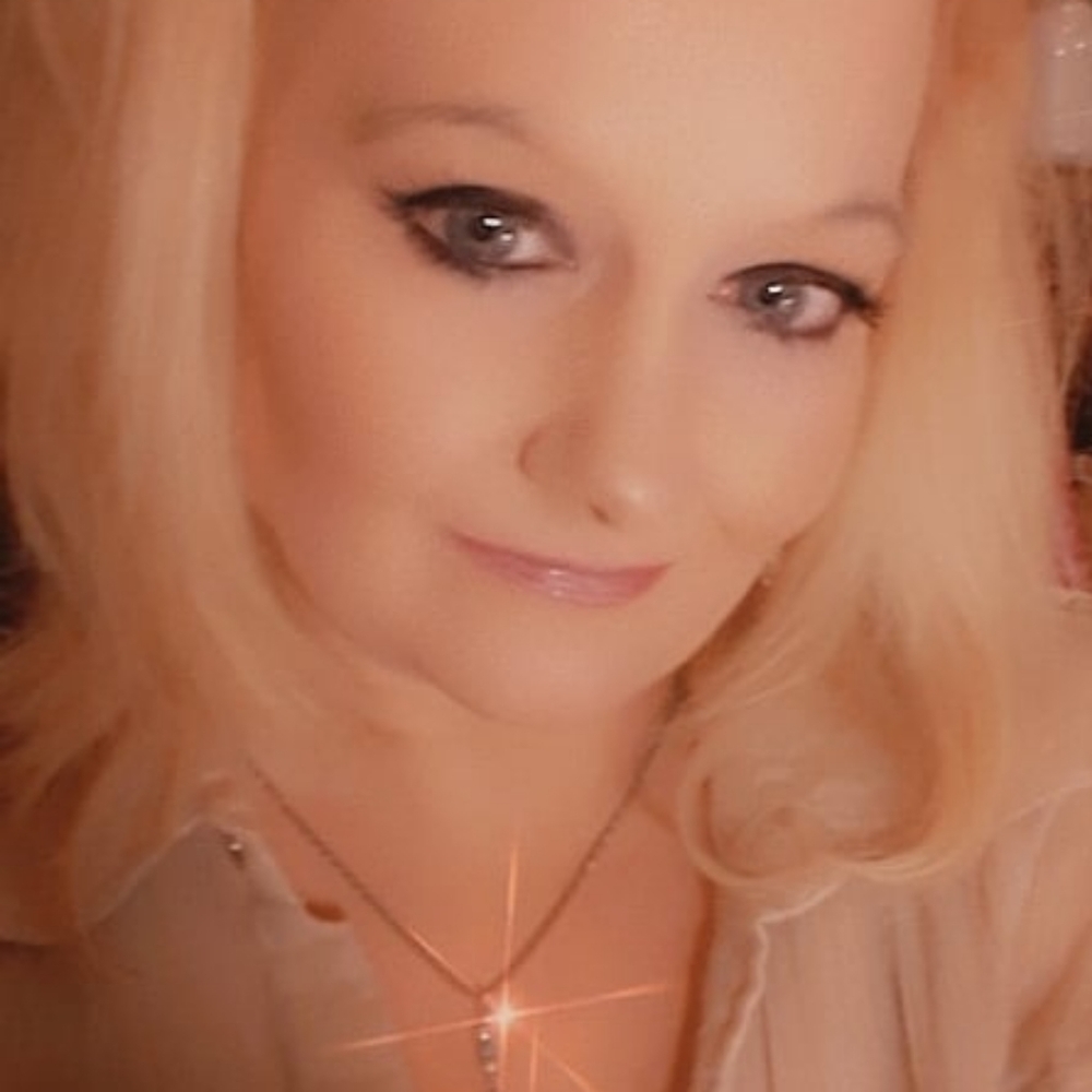 Meet your Posher, Brandy